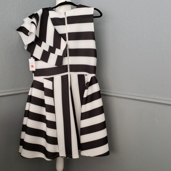 Romper - Picture 2 of 2